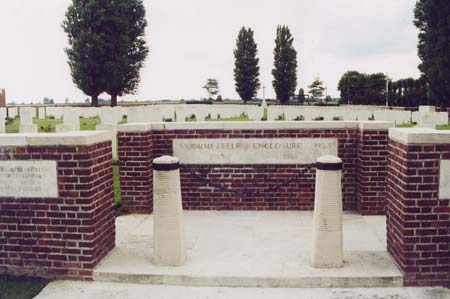 Entrance to Vormezeele Cemetery No 3